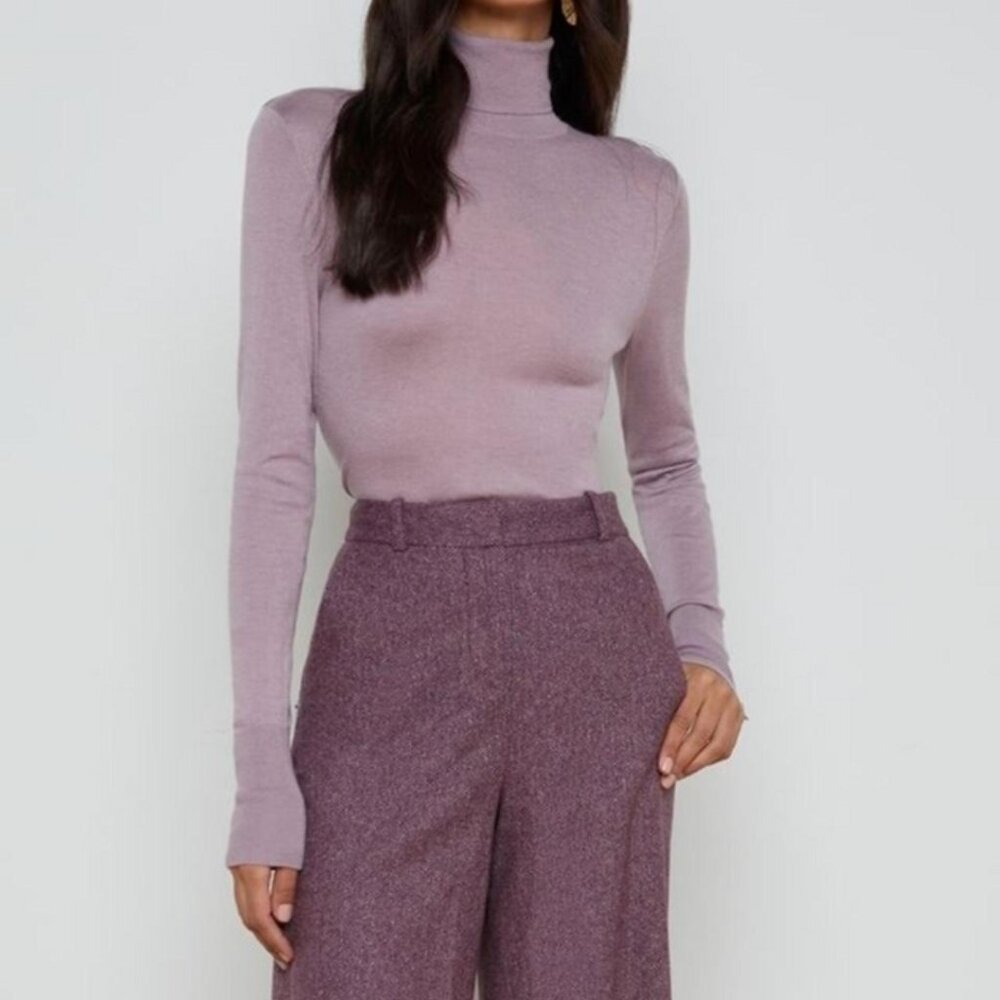 Flora Turtleneck